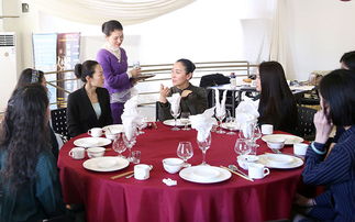 以禮賦能，服務(wù)新篇——第10屆專業(yè)服務(wù)禮儀實訓(xùn)班圓滿閉幕